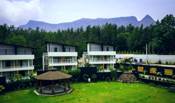 Misty Macao Resort: Your Ultimate Luxury Retreat in Chikmagalur